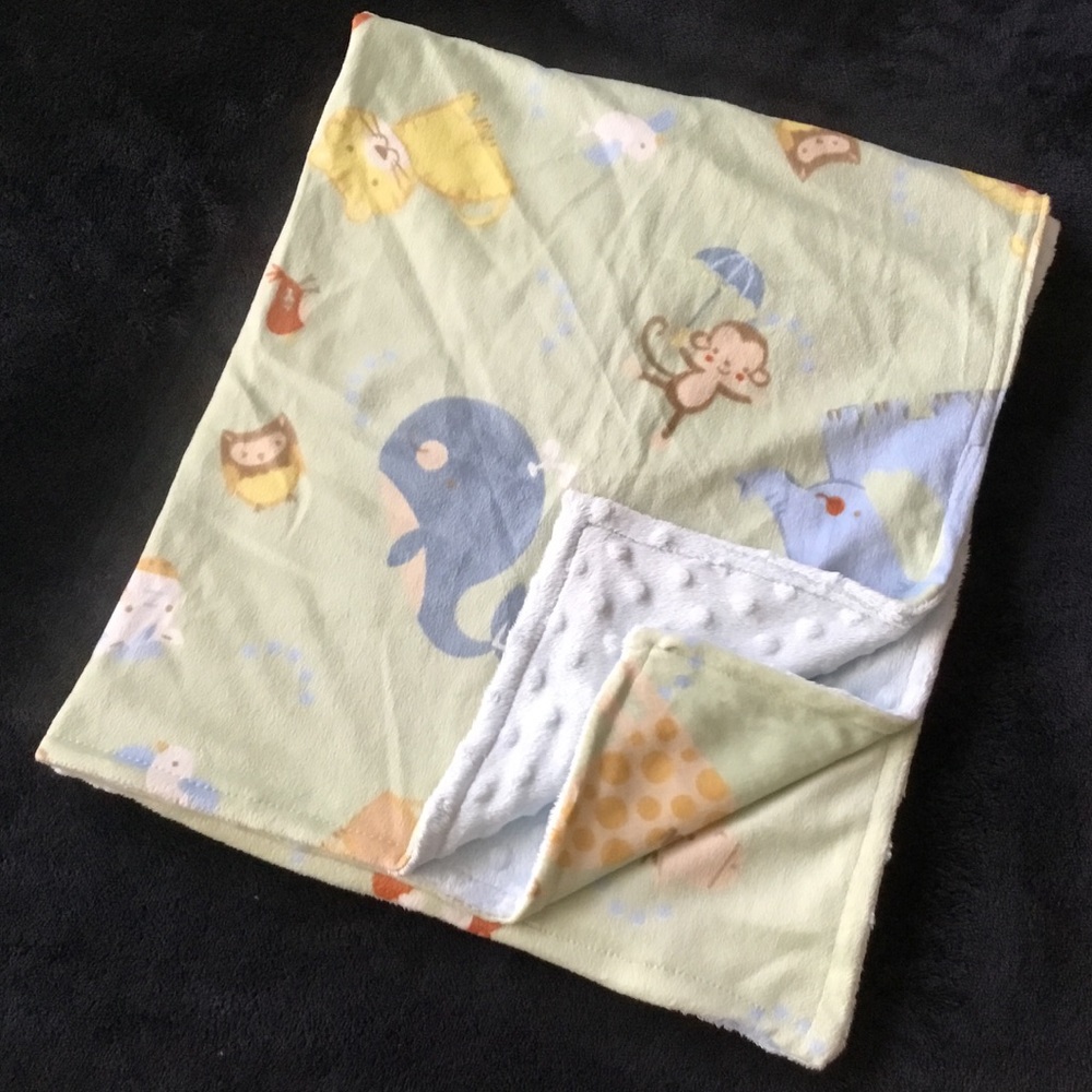 🌸NEW🌸 Handmade Fun animal print Minky baby blanket